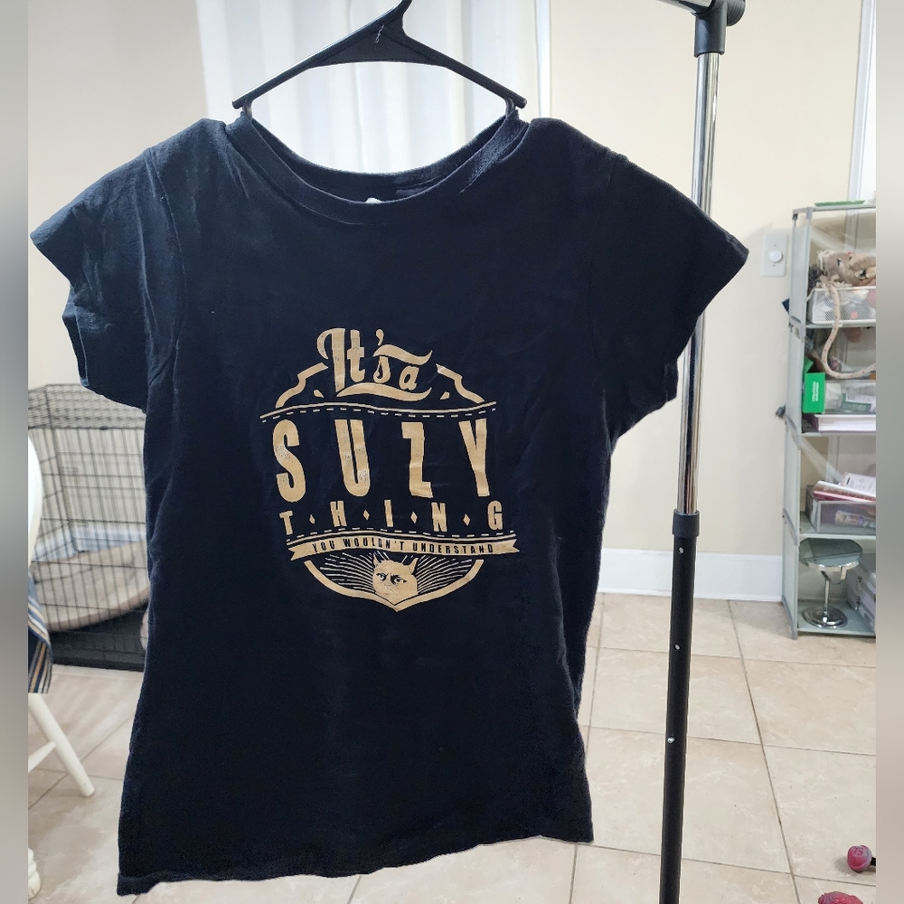 It's a suzy thing t shirt